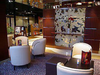 Mercure Centre Hotel 4*